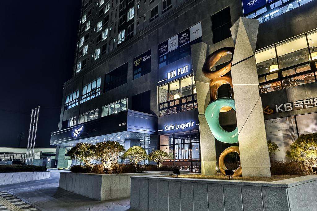 Hotel Logenir Gimcheon Екстер'єр фото