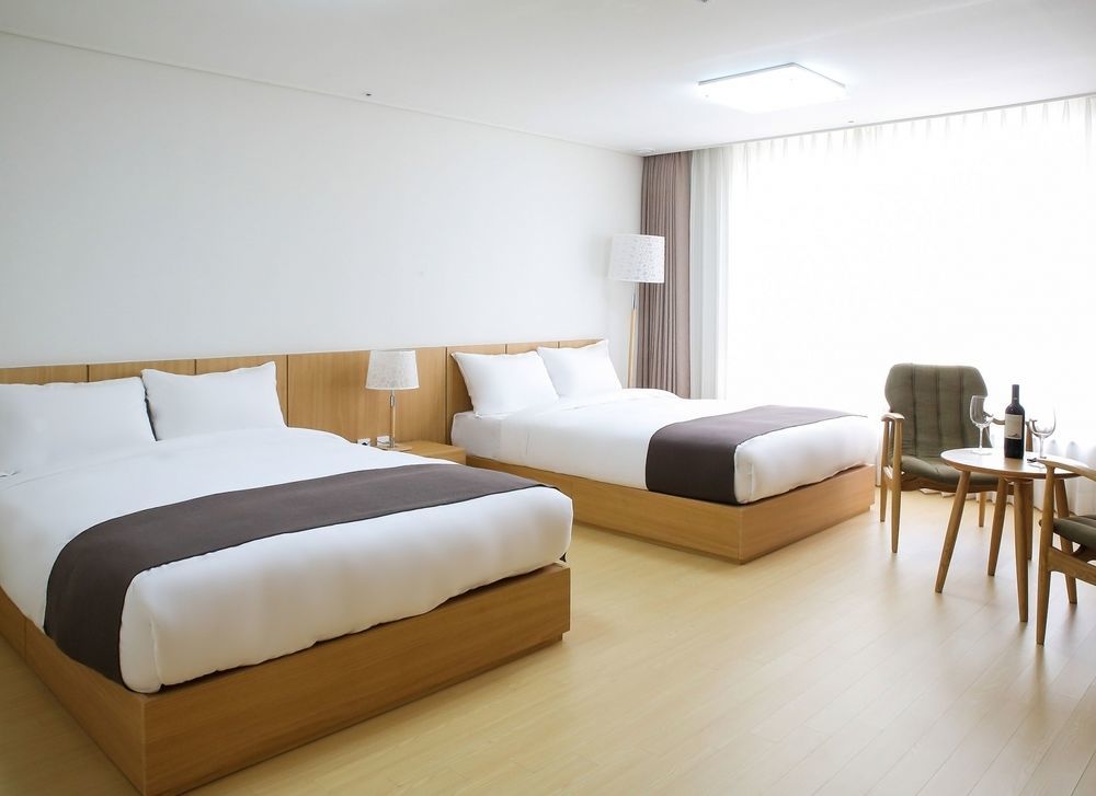 Hotel Logenir Gimcheon Екстер'єр фото