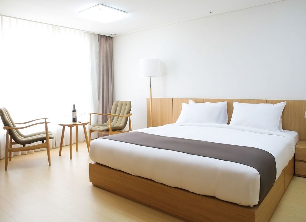 Hotel Logenir Gimcheon Екстер'єр фото
